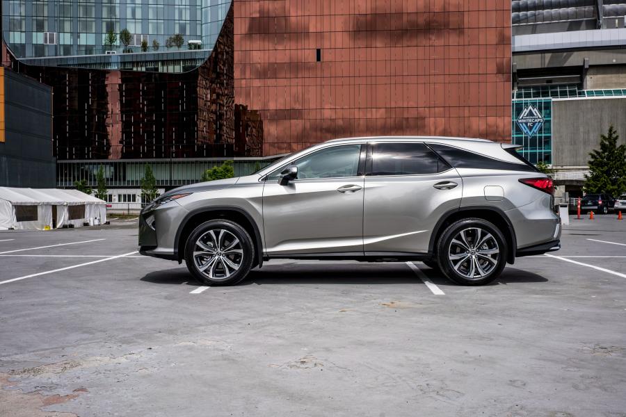  Lexus RX350L 2018 года  (NA) (фото 48 из 51)
